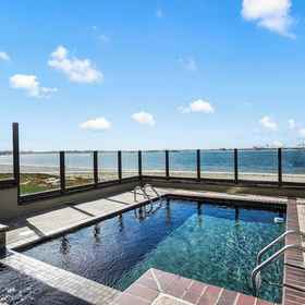 Primary image1Beachfront+private Beach Access, Pool+hot Tub, Oceanview Sail Bay by Avantstay,Keenan Supply - San Diego飯店