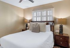 Others 4 Beachfront+private Beach Access, Pool+hot Tub, Oceanview Sail Bay by Avantstay