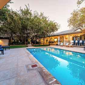 Primary image 1 Kabakwe Guest Lodge, Hotel Ward 5