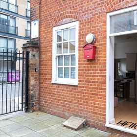 Primary image 1 Bartlett Mews House Greenwich, One Canada Square Hotels