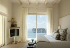 อื่นๆ 7 Villa in Tranquil Hillside Location