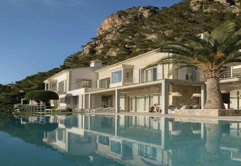 อื่นๆ Villa in Tranquil Hillside Location