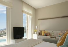 อื่นๆ 6 Villa in Tranquil Hillside Location