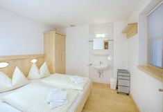 Lainnya 7 Chalet in Konigsleiten Near Ski Lift