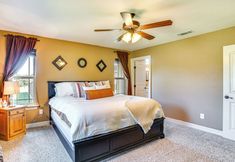 Others 3 4 Mi to Dtwn: Home w/ Pool in Stephenville!