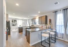 其他 6 Fenced Yard & Gas Grill: Spacious Home in Richmond