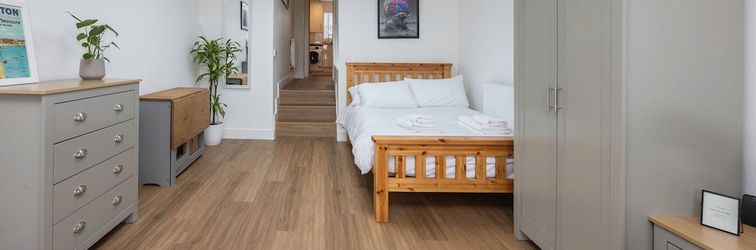 Lainnya Host Stay Downland Studio