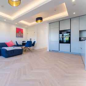 Room 1 Host Stay Valley Gardens Apartment, Wise & Prime Personal Training Hove | PT Hotels