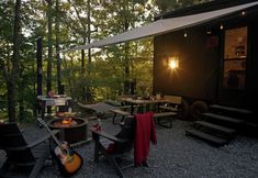 その他 3 Postcard Cabins Western Catskills