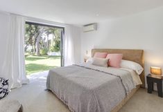 其他 7 Ibizian Villa With Sea-views