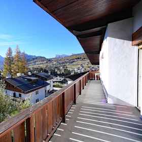 Room1Casa Due Vette in Cortina d Ampezzo,多梅杰迪卡多雷公寓