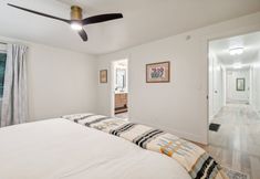 Others 5 Tranquil Waterfront Escape With Harbor Views 3 Bedroom Home