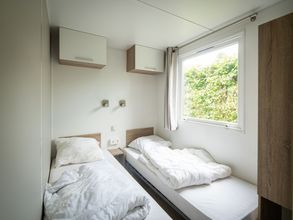 Others 4 Charming Chalet With Pool