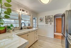 其他 6 1 Mi to Historic District: Mtn-view Franklin Home