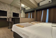 Others 5 Shore 3 Residences by LUXE