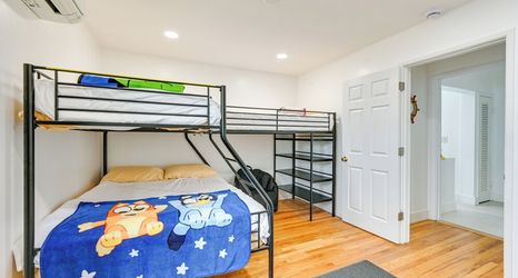 Others 2 Steps to Beach: 'house Kitsune' in Oceanside