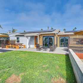 Primary image 1 Steps to Beach: 'house Kitsune' in Oceanside, Sleeping Tiger Coffees Hotels