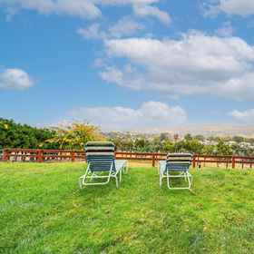 Primary image1Hot Tub & Sweeping Views: Apt in Clarkston!,阿索廷县飯店