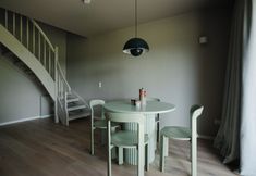 Lain-lain 4 St. Oberholz Retreat Woldzegarten