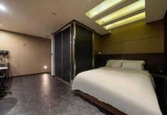 Lain-lain 4 HotelStar