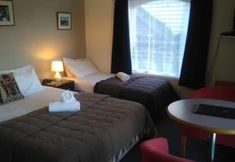 Lain-lain 4 Colonial Village Motel