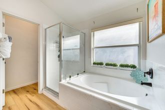 Others 4 Orlando Theme Park Adventures: Family Getaway