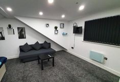 其他 7 3 Bedrooms Apartments Near Town Center