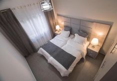 Khác 3 Downtown Modern 2 Storey Building