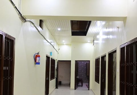 其他 Hotel Awadh Vilas