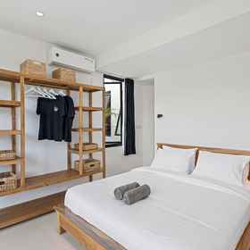 Room 1 화이트 레지던스 - 아트 & 부티크 스위트, The Simplicity Kerobokan 호텔