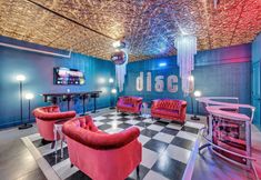 Lainnya 7 Rooftop Hot Tub City Views Disco Lounge
