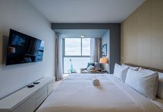 Lainnya 2 w Prestigious 1BR w Fantastic Balcony in YOO