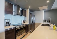 Lainnya 6 w Prestigious 1BR w Fantastic Balcony in YOO