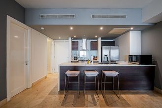 Lainnya 4 w Prestigious 1BR w Fantastic Balcony in YOO