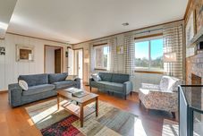 Others Quiet Catskill Getaway w/ Fire Pit - Near Hiking!