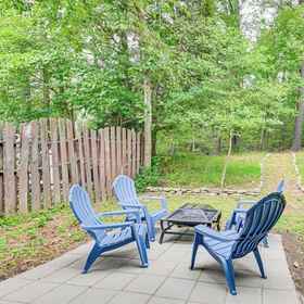 Interior1Quiet Catskill Getaway w/ Fire Pit - Near Hiking!,Bailiwick Ranch and Zoo飯店