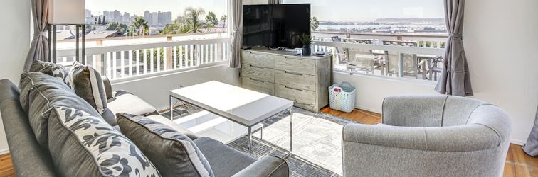 Others 3 Mi to Balboa Park: Water-view Condo w/ Balcony