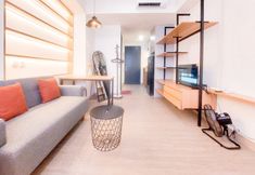 Others 3 Comfortable Studio At Collins Boulevard Apartment