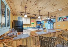 其他 7 Fire Pits, Deck & Views: Catskills Home!