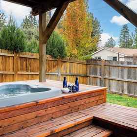 Primary image 1 Old Mill Getaway by Avantstay Private Backyard w/ Hot Tub, Deschutes Brewery Hotels