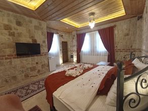 Lain-lain 4 Yamak Stone House