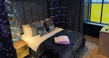 อื่นๆ 2 Secret Suites Lancaster