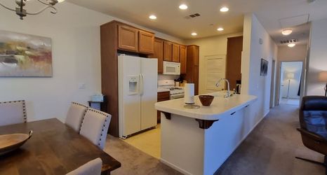 Others 2 Pool and Gym Access Luxury Condo