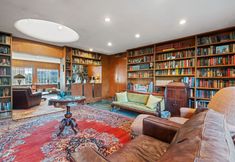 Others 2 Spacious Dartmouth College Home on Occum Pond
