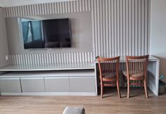 其他 4 Tropical Executive Suit 1006