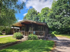 อื่นๆ 4 Willowbank Lodges