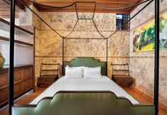 Others 4 House 5 Hotel