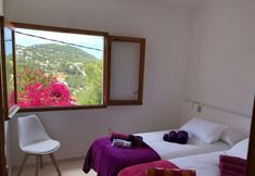 Others 3 Hillside Villa Near Beaches