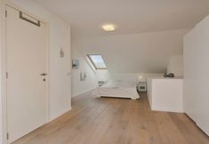 其他 4 Duplex in Blankenberge Near Seafront