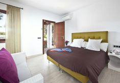 Others 6 Beachfront Villa With Saltwater Pool